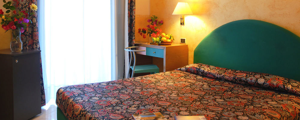 Park Hotel Villa Americana Rodi Garganico Exterior photo